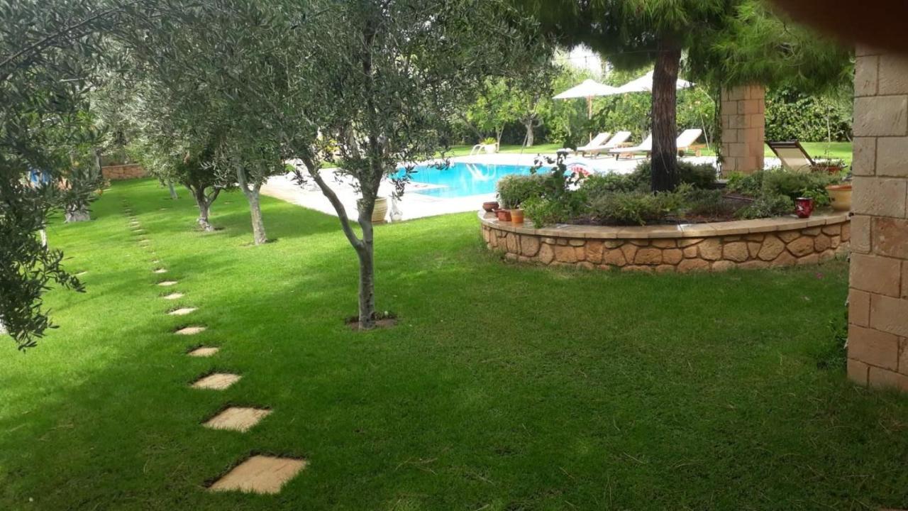Mediterranean Garden Villa Vathí Exterior photo