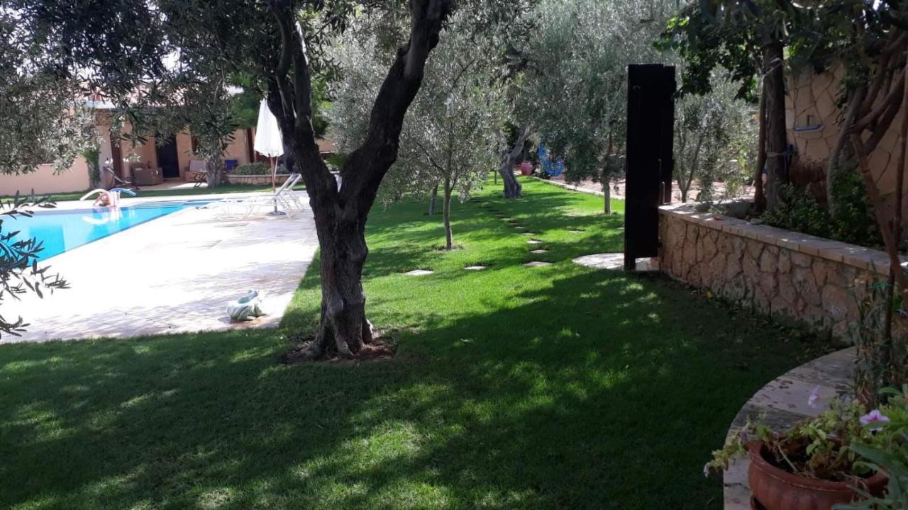 Mediterranean Garden Villa Vathí Exterior photo