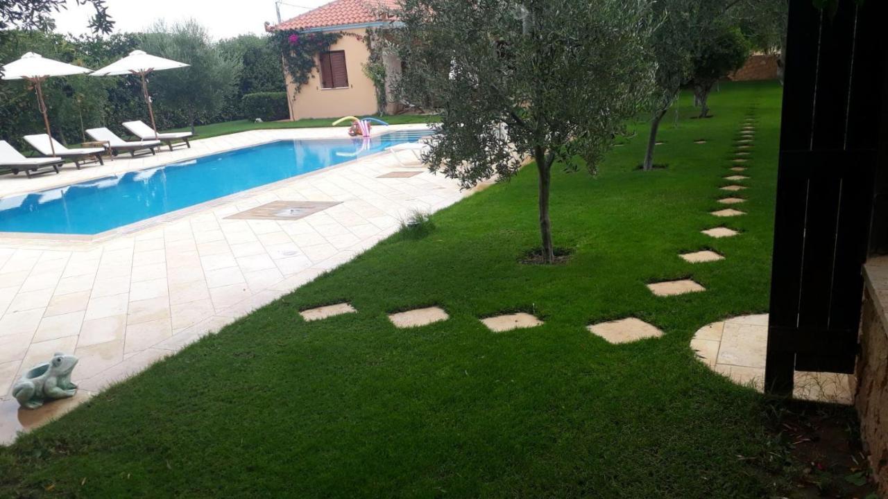 Mediterranean Garden Villa Vathí Exterior photo