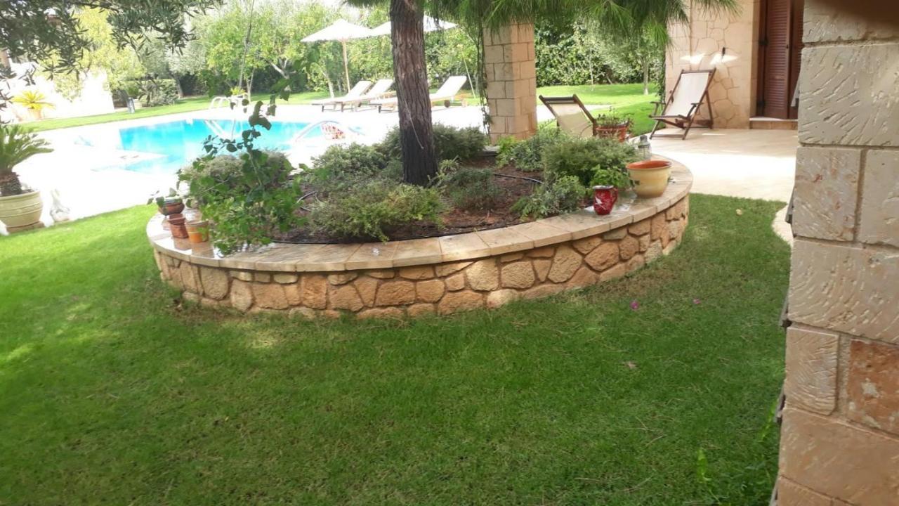 Mediterranean Garden Villa Vathí Exterior photo